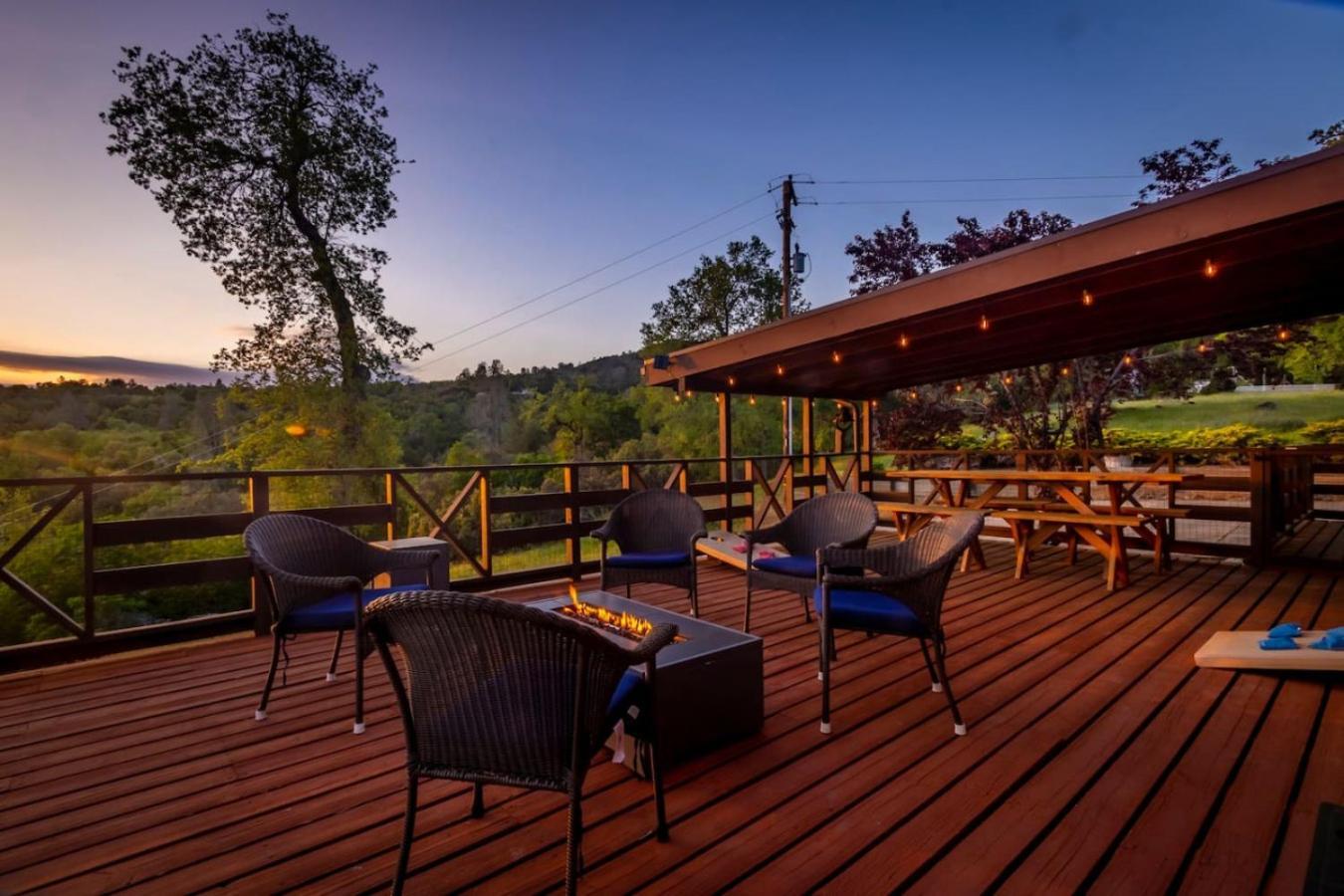 10-Acre Forest Villa, 20 Miles From Yosemite South 奥克赫斯特 外观 照片