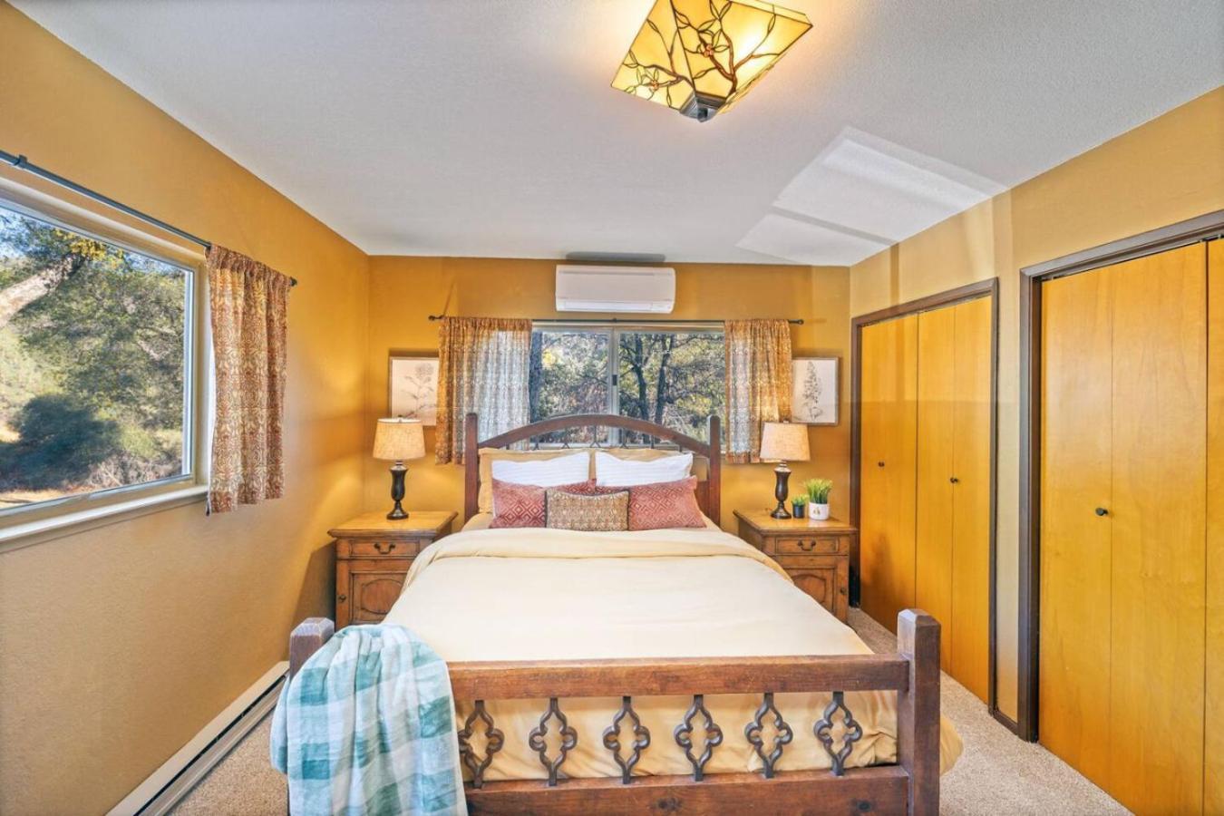 10-Acre Forest Villa, 20 Miles From Yosemite South 奥克赫斯特 外观 照片