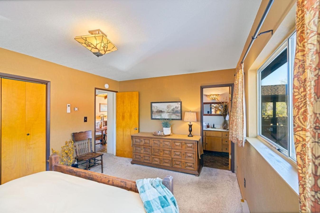 10-Acre Forest Villa, 20 Miles From Yosemite South 奥克赫斯特 外观 照片
