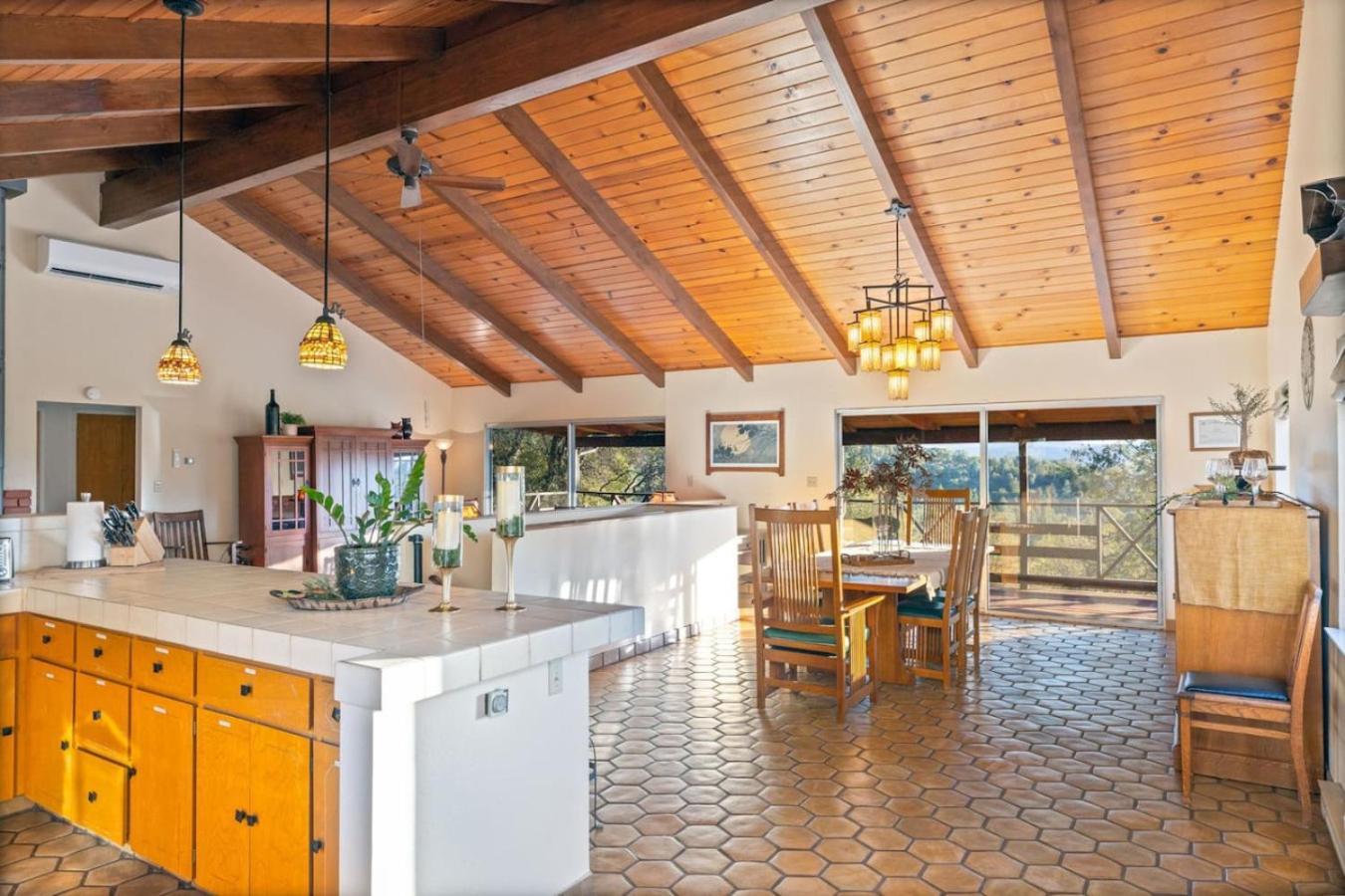 10-Acre Forest Villa, 20 Miles From Yosemite South 奥克赫斯特 外观 照片