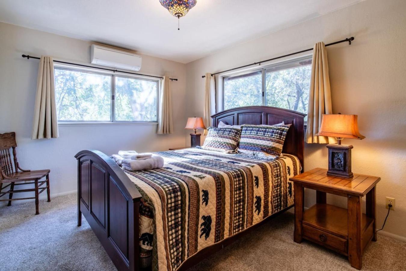 10-Acre Forest Villa, 20 Miles From Yosemite South 奥克赫斯特 外观 照片