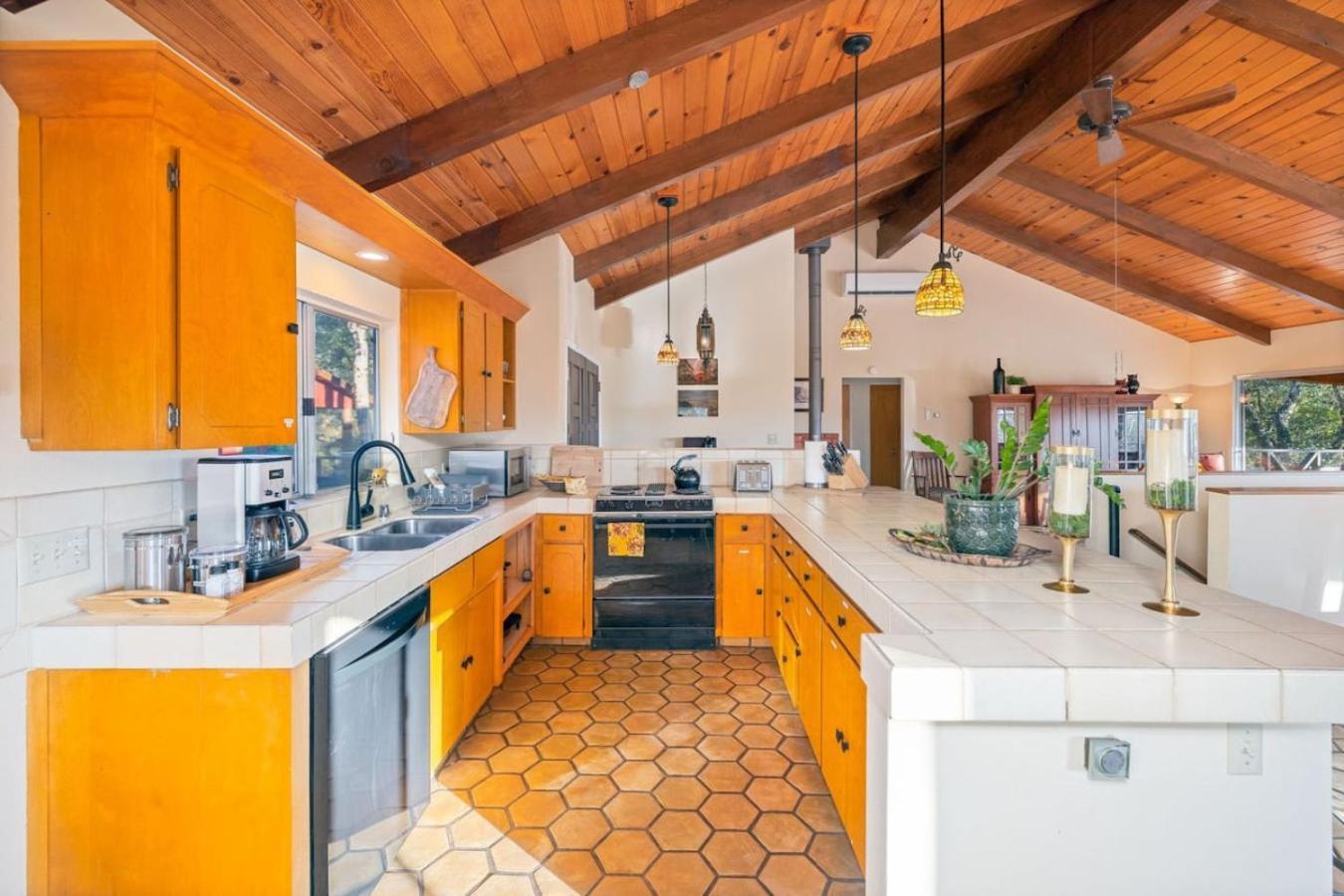 10-Acre Forest Villa, 20 Miles From Yosemite South 奥克赫斯特 外观 照片