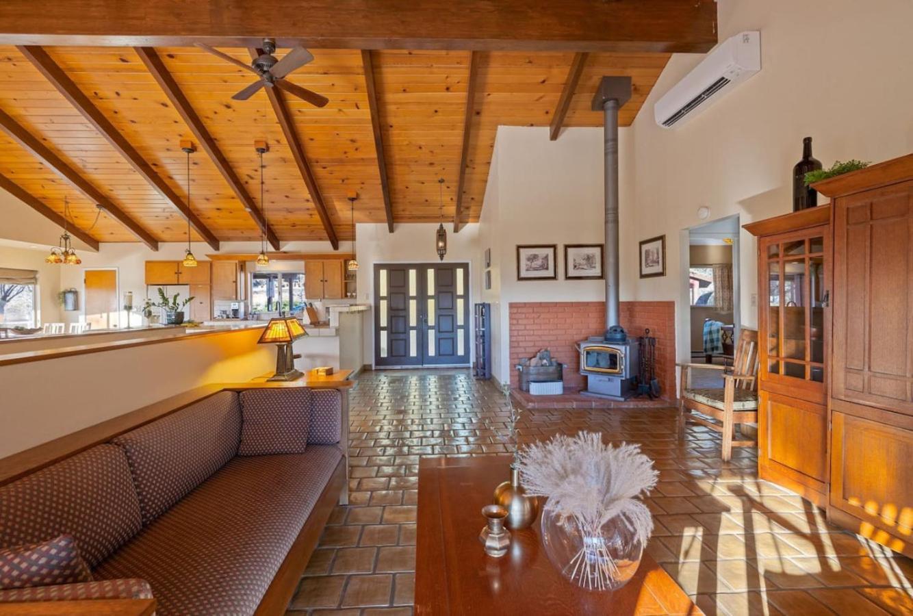 10-Acre Forest Villa, 20 Miles From Yosemite South 奥克赫斯特 外观 照片