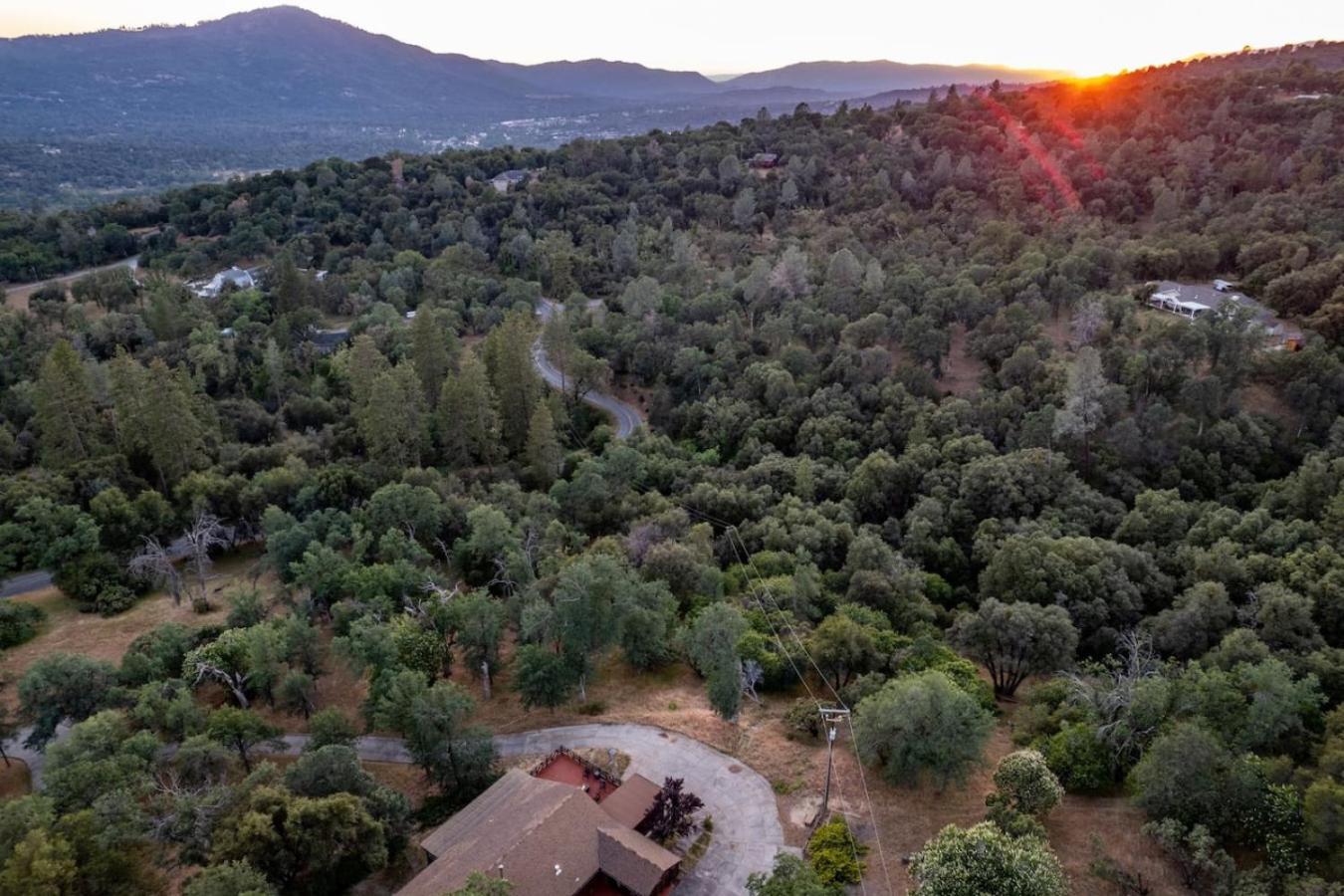 10-Acre Forest Villa, 20 Miles From Yosemite South 奥克赫斯特 外观 照片