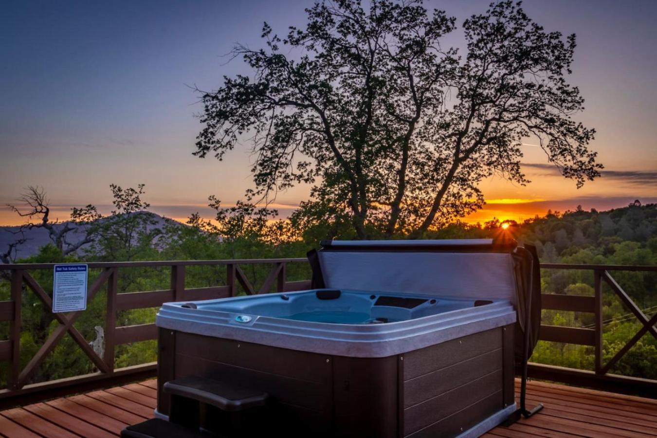 10-Acre Forest Villa, 20 Miles From Yosemite South 奥克赫斯特 外观 照片