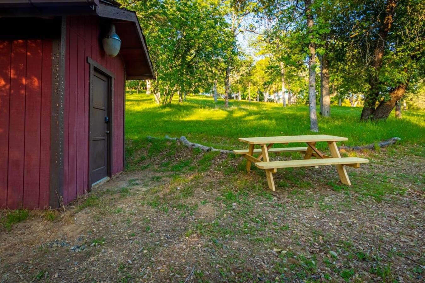 10-Acre Forest Villa, 20 Miles From Yosemite South 奥克赫斯特 外观 照片